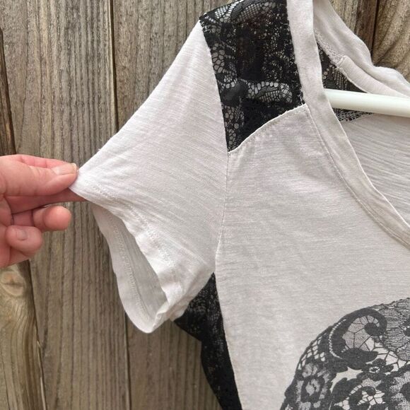 Express t-shirt short sleeve lace size small petite - Picture 6 of 9